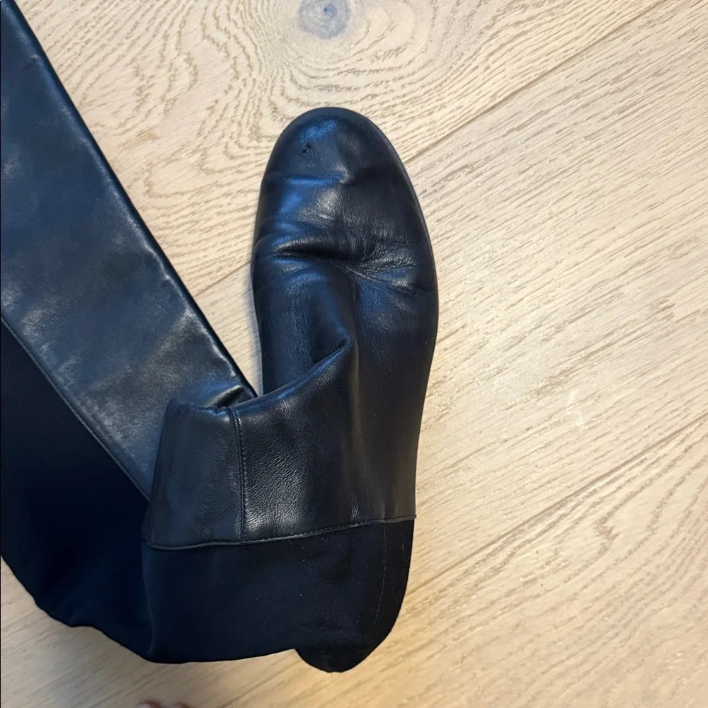 Stuart Weitzman Black Leather Knee stretch Boots 8